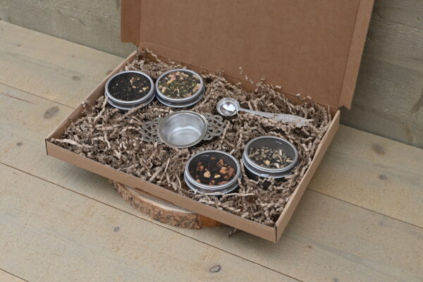 Cadeaubox Cadeau Kadoobox Kadoo Losse thee Brievenbuspakket Thee theefilter theetang Bij Xann