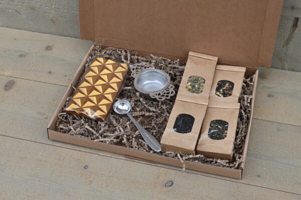 Cadeaubox Cadeau Kadoobox Kadoo Thee chocolade theefilter theetang Bij Xann